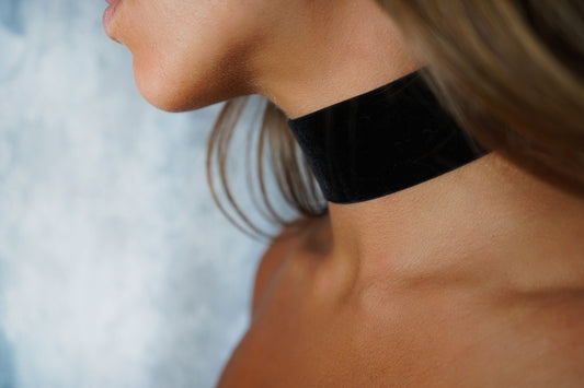 Thick Black Velvet Choker