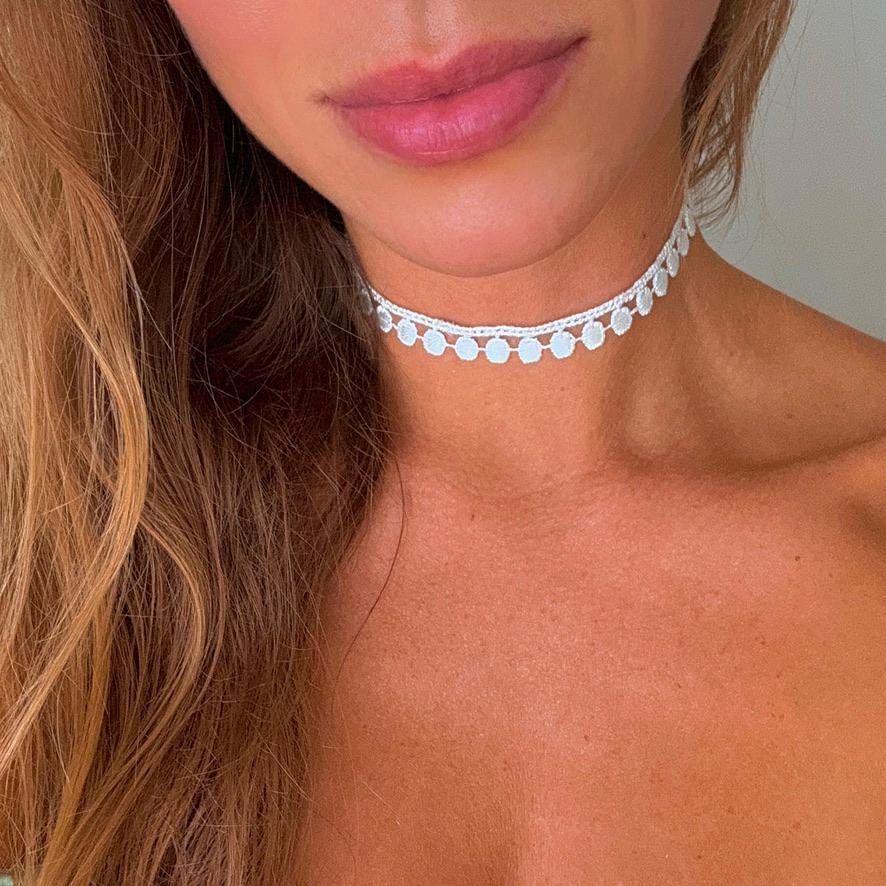 White Circle Lace Choker