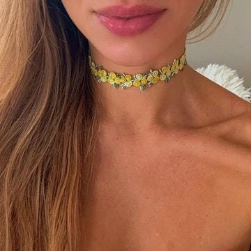 Yellow Flower Vine Choker