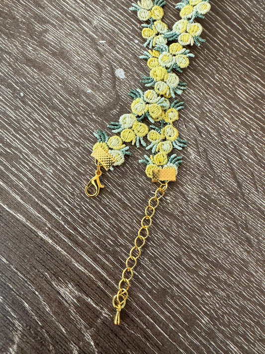 Yellow Flower Vine Choker
