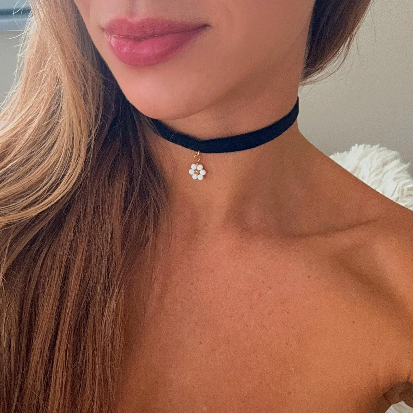 Flower Bead Charm Choker