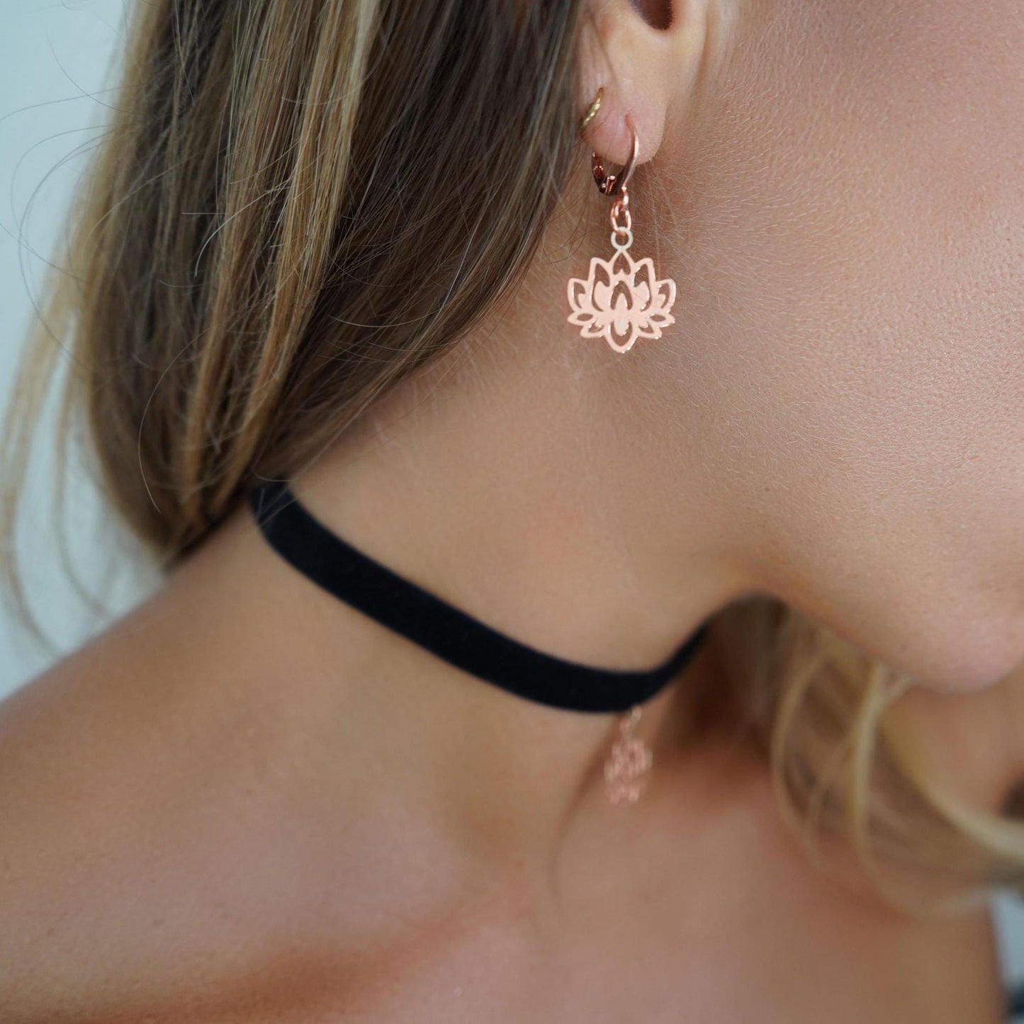 Choker & Earrings Bundle • Lotus