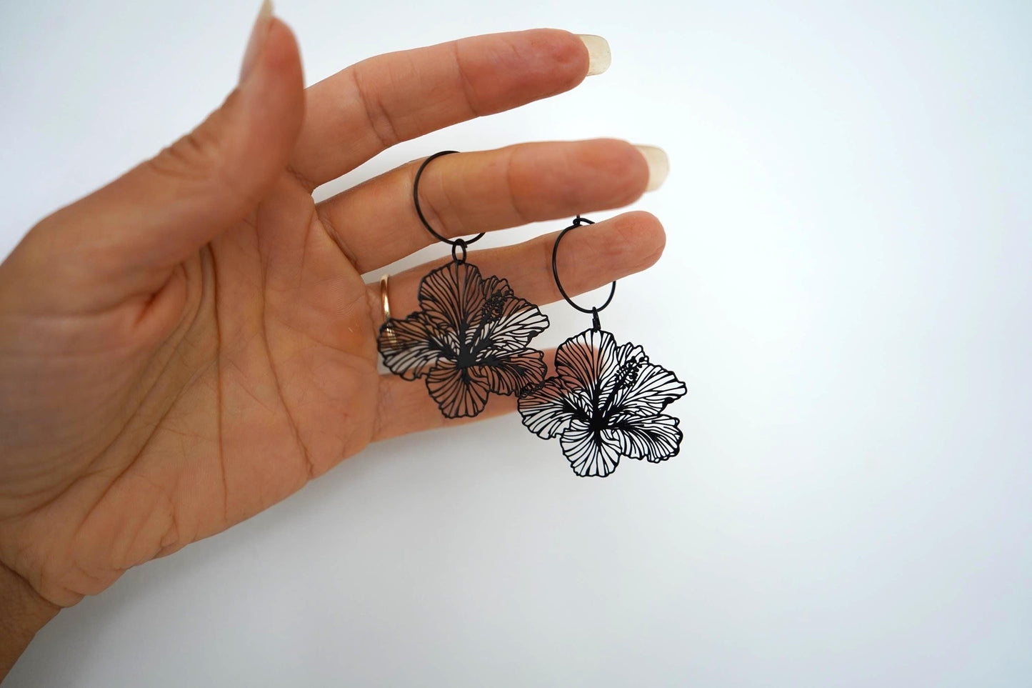 Choker & Earrings Bundle • Hibiscus Flowers