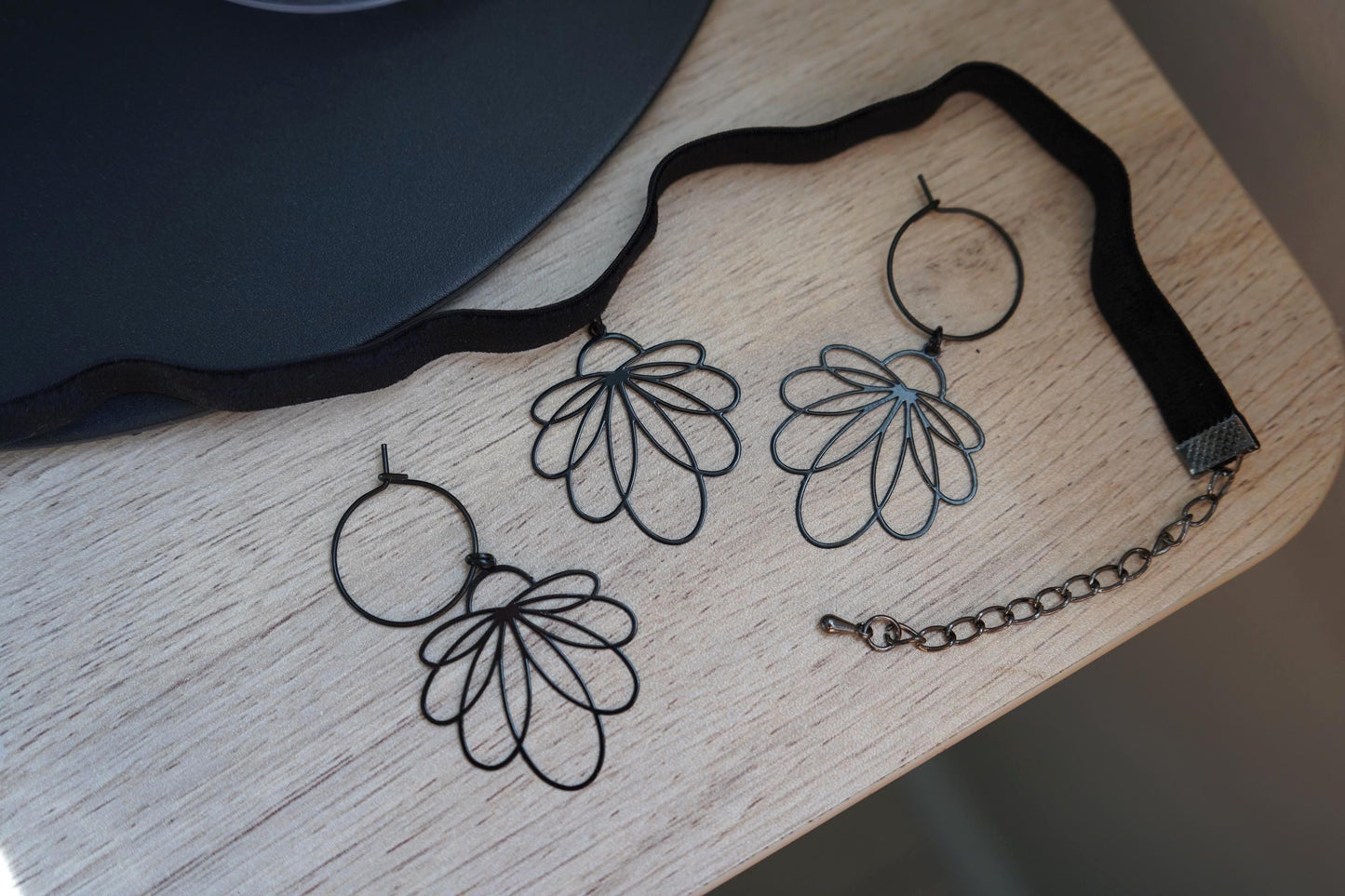 Choker & Earrings Bundle • Minimalist Lotus