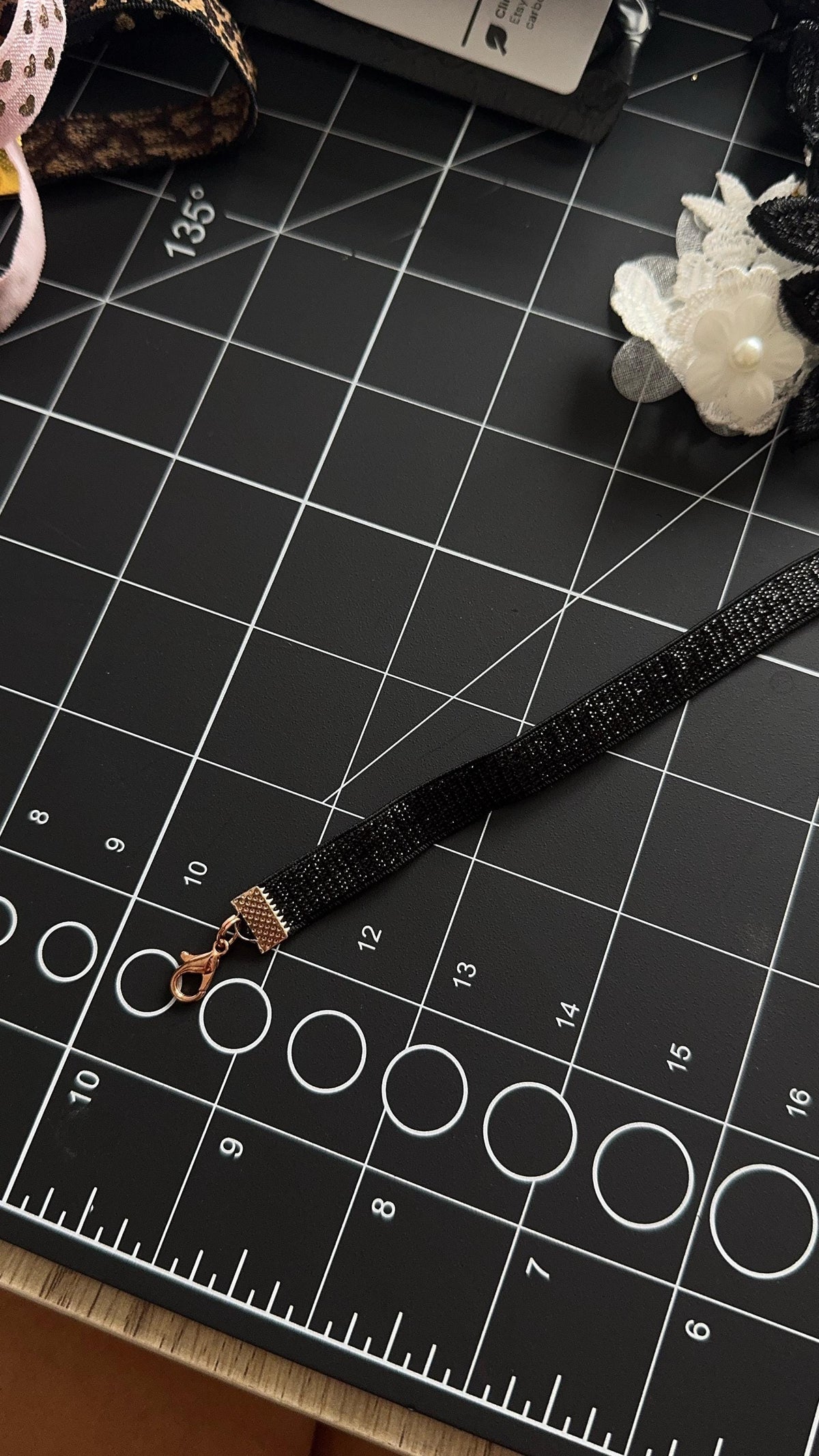 Black Sparkle Elastic Choker