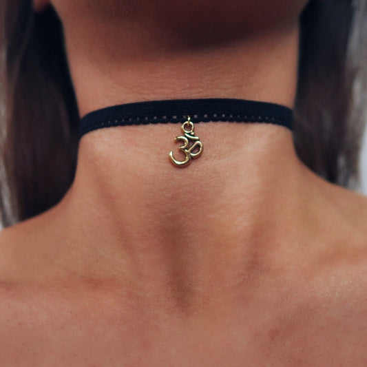 Elastic Black Choker with Charm