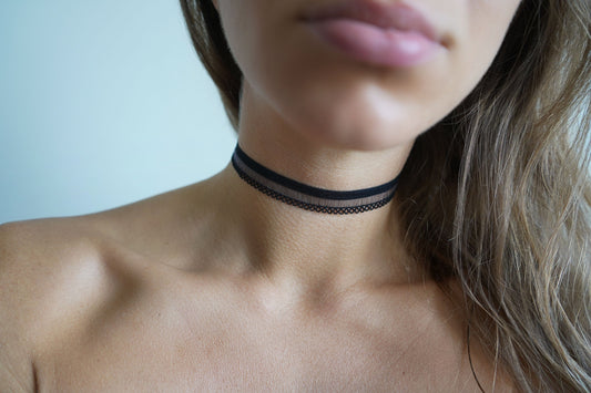 Fishnet Elastic Choker