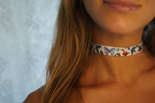 Butterfly Pattern Elastic Choker • 5/8ths Inch Fun Girls Kids Butterfly Choker