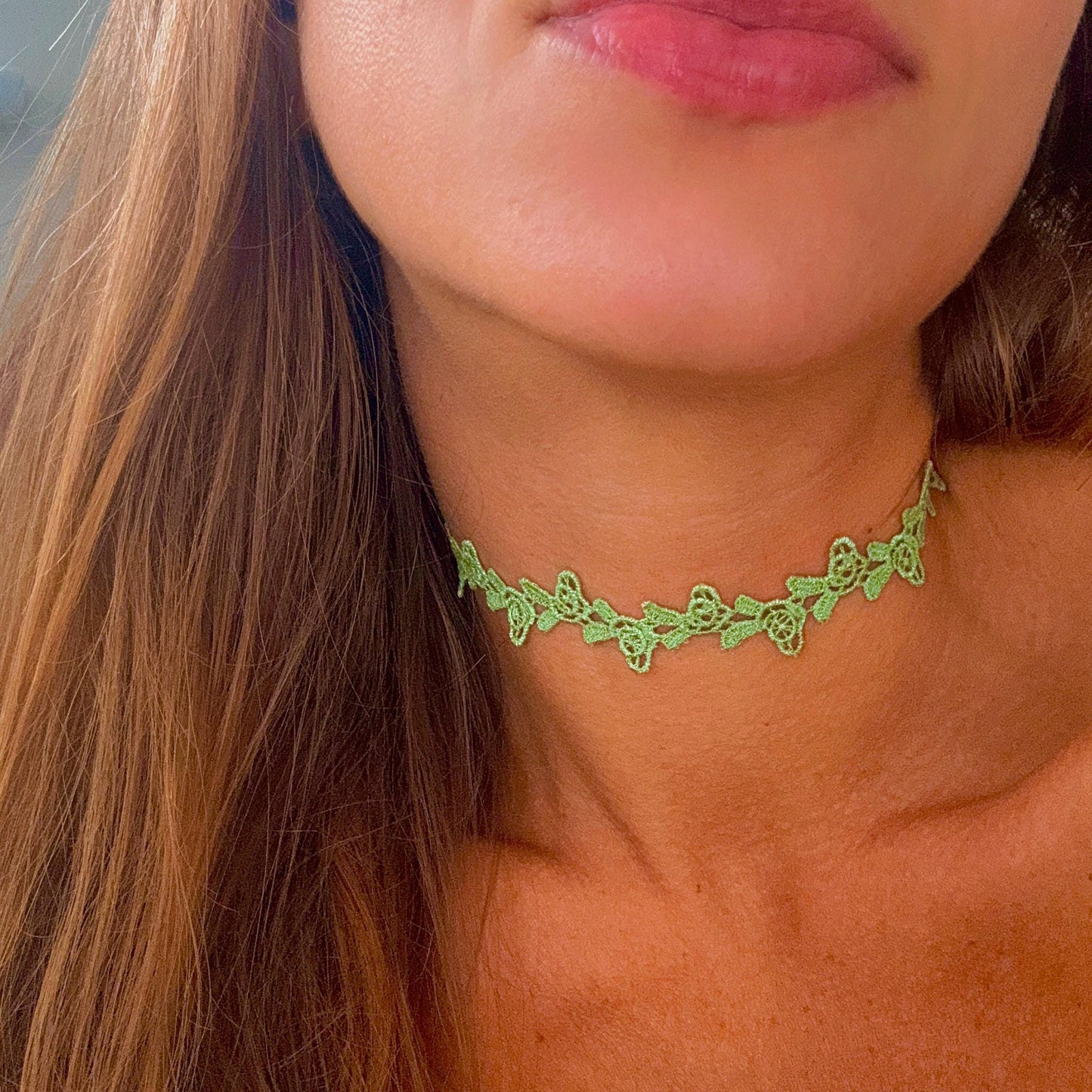 Green Rose Lace Choker
