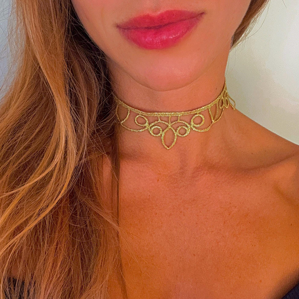 Golden Swirl Lace Choker