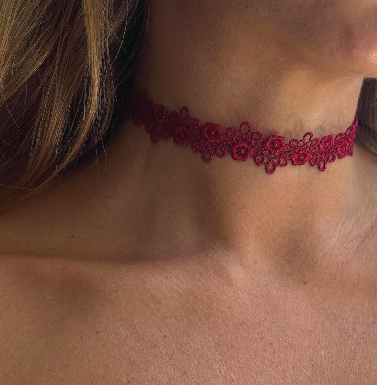 Burgundy Floral Swirl Lace Choker